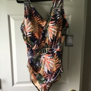 Garnet Hill one piece swim suit size 14
